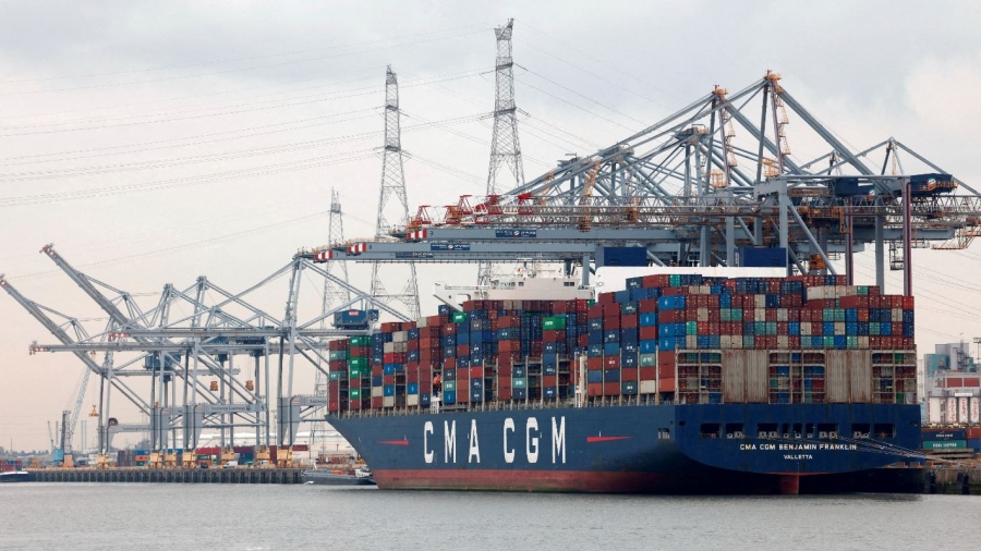 H γαλλική ναυτιλιακή CMA CGM αναστέλλει επ' αόριστον τα δρομολόγια μέσω Ερυθράς Θάλασσας