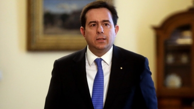 Μηταράκης: Η Χίος δεν θα ξαναγίνει αποθήκη ψυχών - Επίσκεψη στο Κέντρο Υποδοχής και Ταυτοποίησης