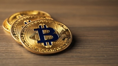 Η Strategy παίζει τα ρέστα της – Πούλησε Bitcoin στα 62.250 δολ. και το αγοράζει ξανά 29% ακριβότερα