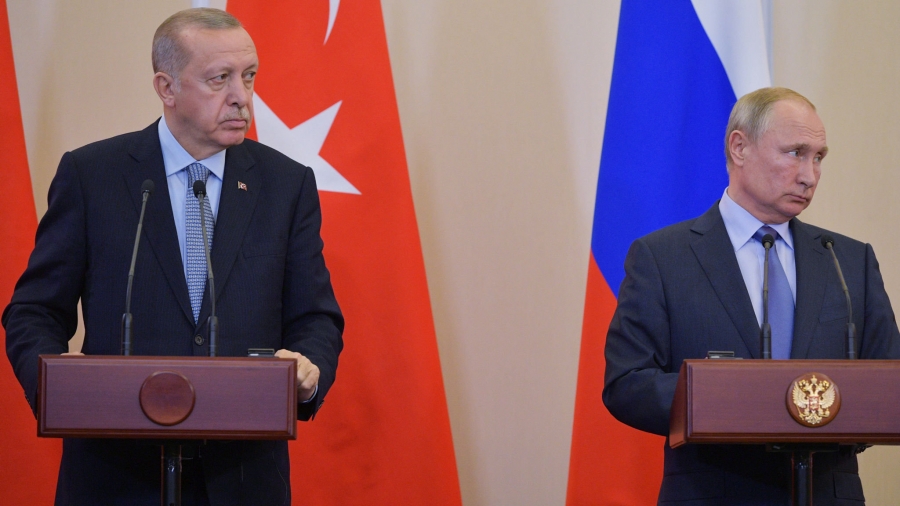 Putin και Erdogan συζήτησαν για την παραγωγή του ρωσικού εμβολίου Sputnik-V στην Τουρκία