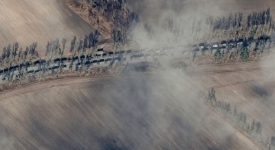 Μεγάλη φάλαγγα  ρωσικών δυνάμεων που ξεπερνά τα 5 χιλιόμετρα κατευθύνεται στο Κίεβο - Δορυφορικές εικόνες