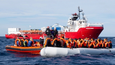 ΕΕ: Έκτακτο Συμβούλιο για το μεταναστευτικό στις 25/11 μετά τη διαμάχη Γαλλίας - Ιταλίας για το πλοίο Ocean Viking