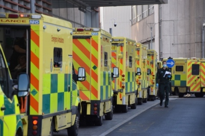 Βρετανία: Χιλιάδες ασθενείς πέθαναν λόγω αναμονής στα επείγοντα