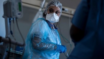 Τροπολογία υπ. Υγείας: Επικουρικό προσωπικό στις δομές Υγείας και απασχόληση στο ΕΣΥ Ιδιωτών γιατρών