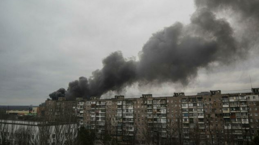 Ουκρανία: Ρωσικές μονάδες κατέλαβαν θέσεις στο Donbass – Εντός της ημέρας ίσως ανοίξει ανθρωπιστικός διάδρομος στη Μαριούπολη