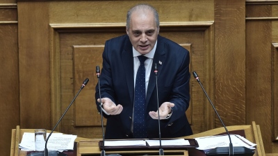Βελόπουλος (Ελληνική Λύση): Να δηλώσουν επισήμως όλοι οι βουλευτές αν είναι ομοφυλόφιλοι ή όχι