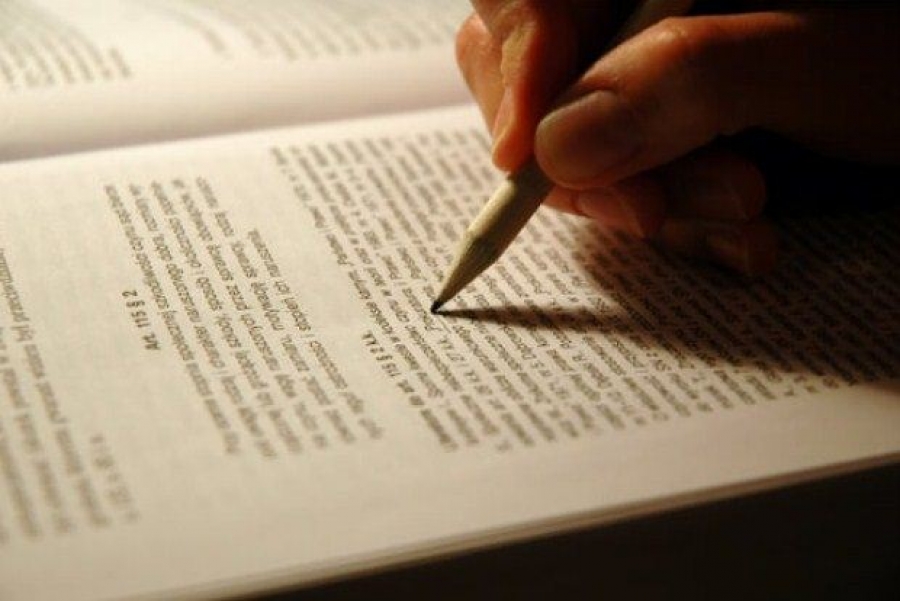 Δοκίμιο συγγραφέα που αφορούσε τη λογοκλοπή, αποσύρθηκε λόγω... λογοκλοπής - «Είχαν κλαπεί τμήματα»