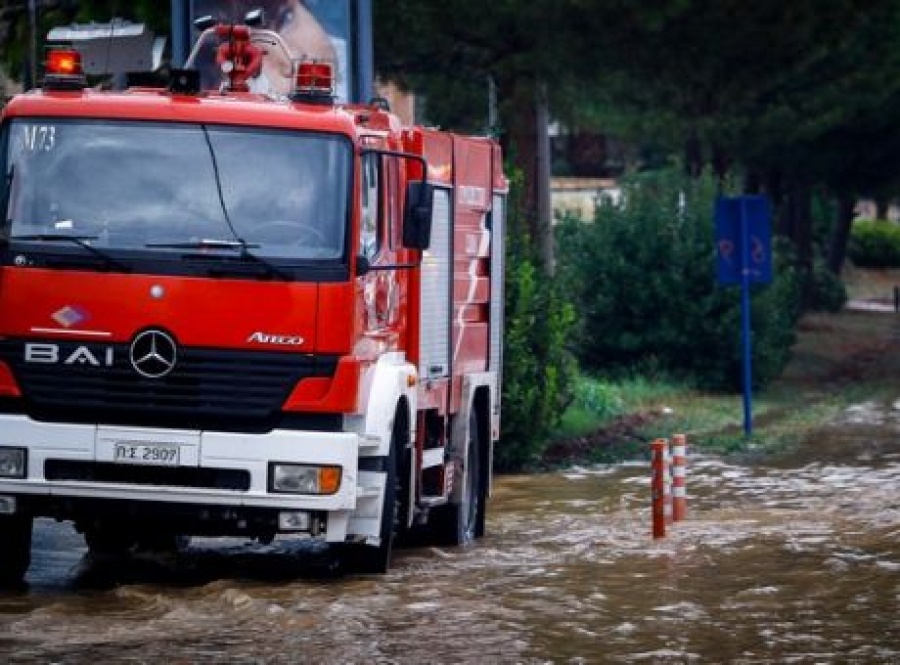 Σε κατάσταση έκτακτης ανάγκης η Χαλκιδική – Περισσότερες από 600 κλήσεις στην Πυροσβεστική