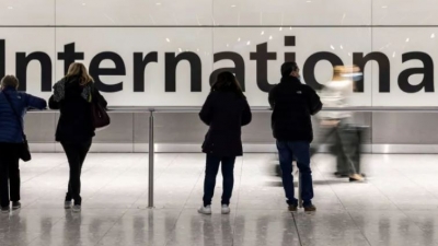 Η επιστροφή του Covid - Βρετανία και Γαλλία απορρίπτουν τα σχέδια της Ιταλίας για υποχρεωτικά tests στην Ευρώπη