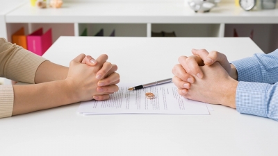 Άυλο διαζύγιο: Σε εφαρμογή ο χωρισμός με ένα κλικ