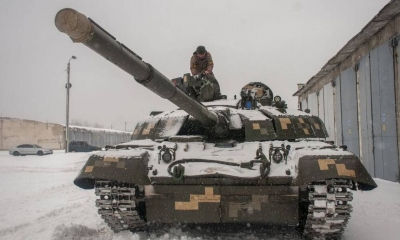 Reuters: Ακούστηκαν βολές πυροβολικού στο Κίεβο
