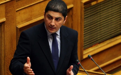 Αυγενάκης: Προφανώς, η κυβέρνηση έχει βρει κάποιο ευρώδεντρο για να πληρώσει τις προσλήψεις που «θα» κάνει