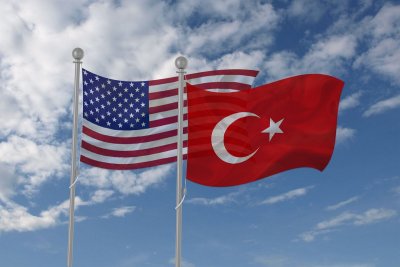 ΗΠΑ και Τουρκία «μαζί» στον πόλεμο κατά των τρομοκρατικών οργανώσεων