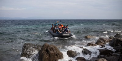 Πρόσφυγες καταγγέλλουν την Ελληνική Ακτοφυλακή για βίαιη μεταχείριση