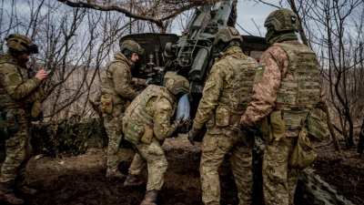 Η Ουκρανία είναι έξαλλη για την έλλειψη φτυαριών για να πολεμήσει τη Ρωσία