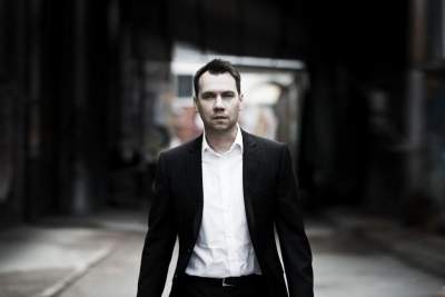 Public: Γνωρίστε από κοντά τον best seller συγγραφέα ψυχολογικών θρίλερ, Sebastian Fitzek!