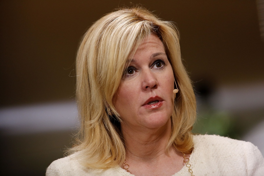 H «μάντισσα της Wall Street», Meredith Whitney,  προειδοποιεί: Το «ασημένιο τσουνάμι» θα λιώσει την αγορά στέγης – Έρχεται κραχ τιμών