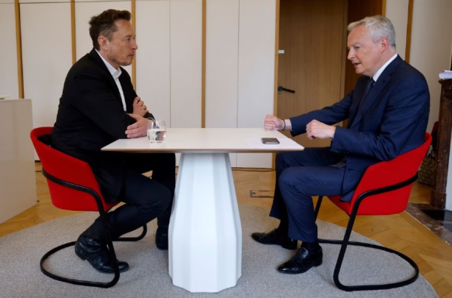 Γαλλικό φλερτ για μεγάλες επενδύσεις της Tesla – Θερμή υποδοχή στον Elon Musk
