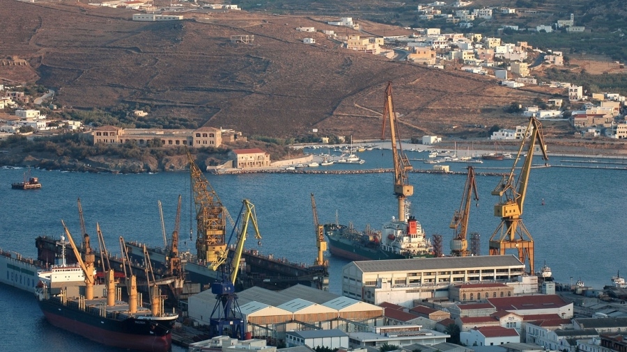 Η απάντηση της ΠΑΣΚΕ στη ΔΑΚΕ για τα Δώρα Πάσχα στα ναυπηγεία Ελευσίνας