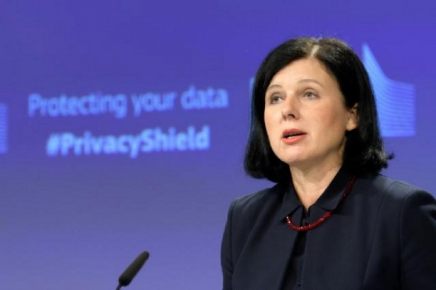 Jourova (ΕΕ): Ζητά τη διενέργεια έρευνας για το θάνατο της δημοσιογράφου Galizia «χωρίς πολιτική παρέμβαση»