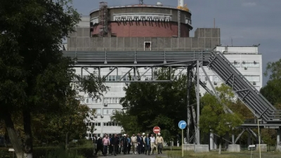 Ουκρανία: Διέρρευσε μαζούτ στον πυρηνικό σταθμό Zaporozhye μετά από βομβαρδισμό από την APU