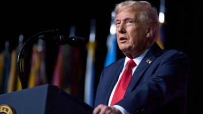 Trump: Με ελικόπτερο μεταφέραμε τον Maduro από τη Βενεζουέλα, θα τον πάμε στη Νέα Υόρκη