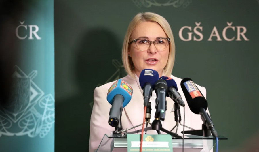 H Τσεχία δεν θα αποστείλει εκπαιδευτές στον Ουκρανικό στρατό, veto στο σχέδιο του Macron