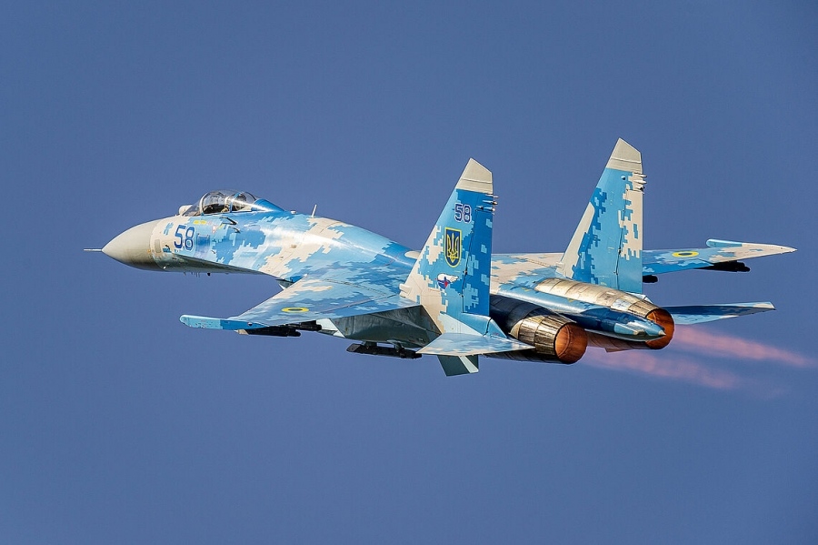 Ρωσία: Μαχητικό Su-27 αναχαίτισε αμερικανικά βομβαρδιστικά πάνω από τη Βαλτική
