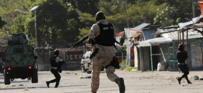 Χάος στην Αϊτή - Πάνοπλες συμμορίες θέλουν να ανατρέψουν την αμφιλεγόμενη κυβέρνηση
