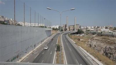 Έκλεισαν τα τούνελ στη Δραπετσώνα – Σοβαρό τροχαίο με πρόκληση πυρκαγιάς