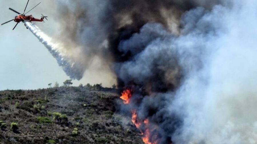 Πυρκαγιά στο Λουτράκι - Στάχτη περισσότερα από 15.000 στρεμ. - Οι καμένες οικίες ξεπερνούν τις 40