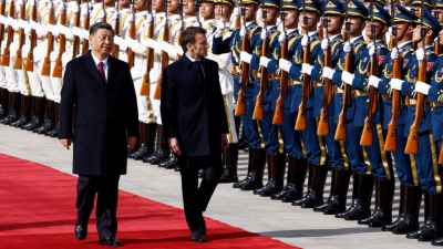 Πώς η επίσκεψη Macron στην Κίνα επιδείνωσε τις σχέσεις ΗΠΑ – ΕΕ και δίχασε την ίδια την Ευρώπη