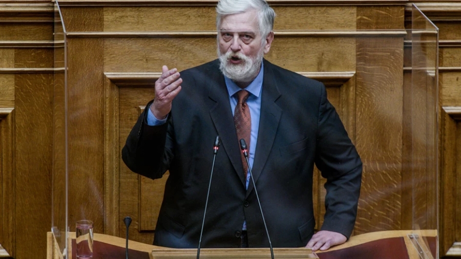 Αναδίπλωση από τον Λοβέρδο: Διατύπωσα λανθασμένα τη θέση μου αλλά απομόνωσαν και φράση μου για να γίνει θέμα