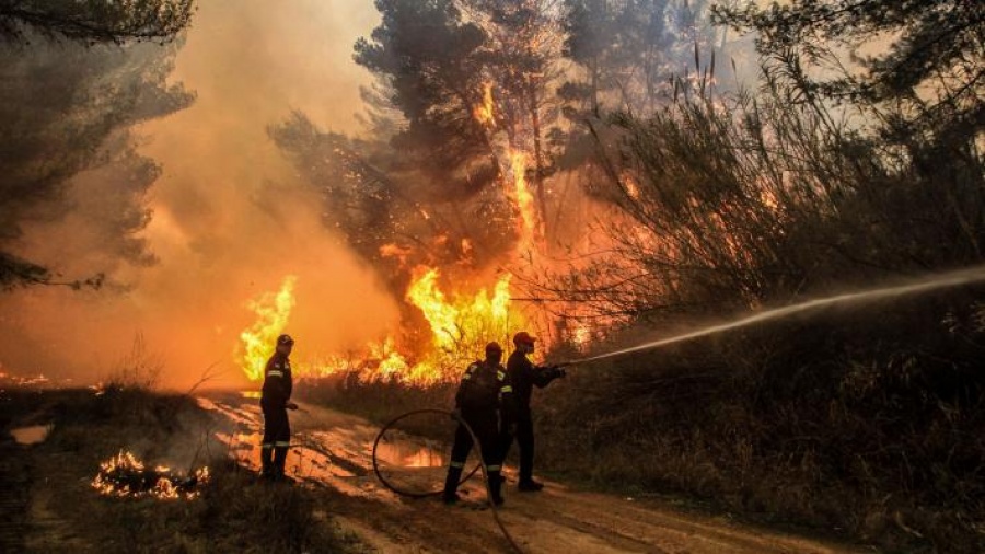 Πολύ υψηλός κίνδυνος πυρκαγιάς και για αύριο (14/9) σε οκτώ περιφέρειες