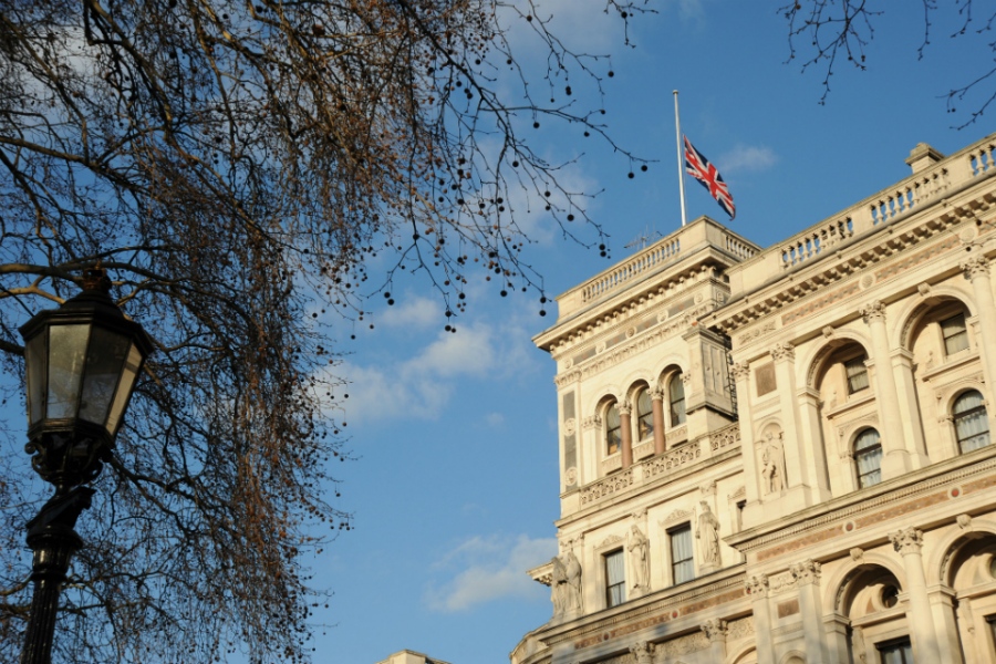 Το Ηνωμένο Βασίλειο θα συμμετάσχει στο αμερικανικό σχέδιο προμήθειας όπλων στην Ουκρανία