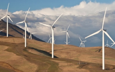 Ενεργειακός μύλος: Για ποιο λόγο η Γερμανία αυξάνει αναπάντεχα τη φορολογία στην  ηλιακή και αιολική ενέργεια