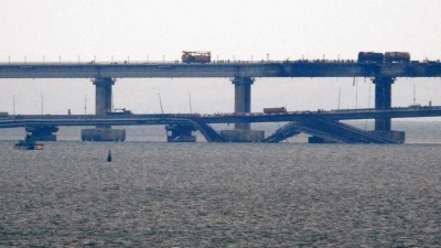Ρωσία: Αποκατάσταση κυκλοφορίας οχημάτων και τρένων στη γέφυρα της Κριμαίας