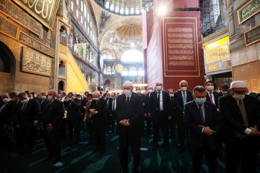 Νέα πρόκληση - Με εντολή Erdogan ανοιχτή 24 ώρες το 24ωρο η Αγία Σοφία για προσευχή