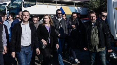 Κάλεσμα Τσίπρα για μαζική συμμετοχή στην απεργία (9/11): Η λεηλασία θα τελειώσει