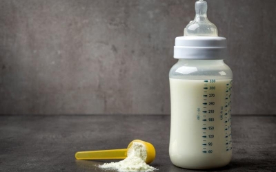 Έρευνα: Τα βρεφικά γάλατα δεν ελέγχονται ικανοποιητικά στις κλινικές μελέτες