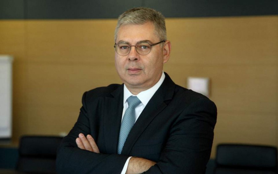 Σιάμισιης (ΕΛΠΕ): Σε 6-12 μήνες η ομαλοποίηση της αγοράς καυσίμων - Ας είμαστε ρεαλιστές