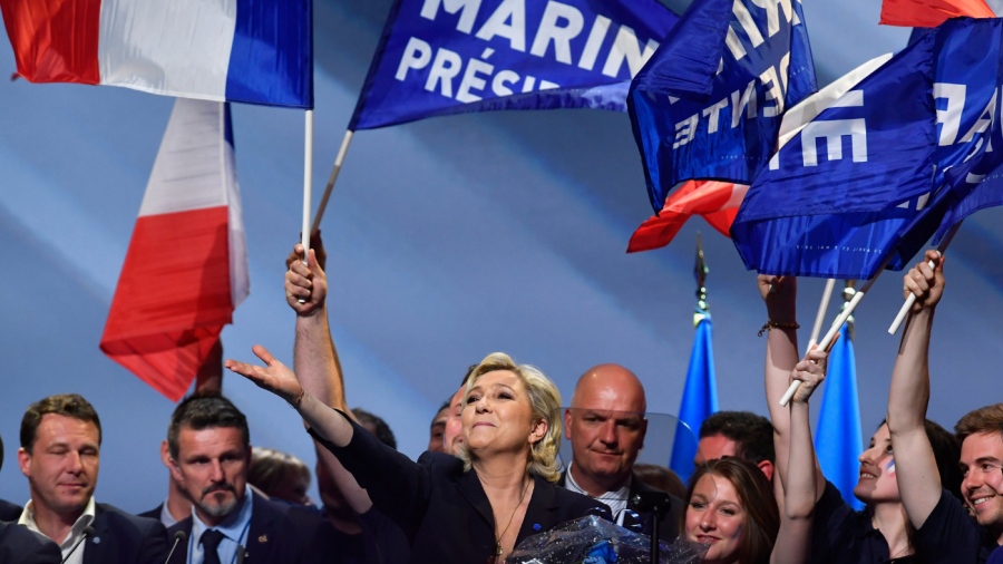 Πολιτικός «σεισμός» στη Γαλλία - Ισχυρή άνοδος της Εθνικής Συσπείρωσης στις δημοτικές εκλογές