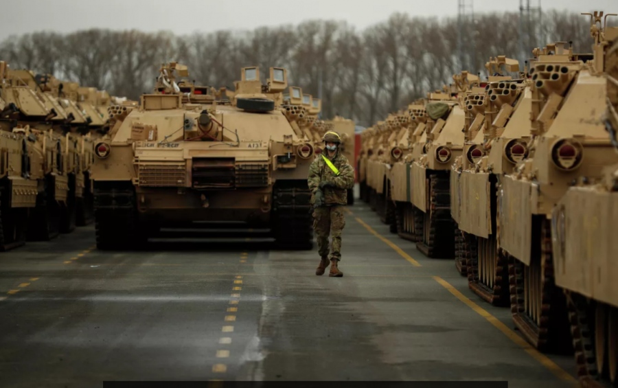 Υπουργός Άμυνας Βελγίου: Δεν αποκλείεται στο μέλλον η αποστολή στρατευμάτων του ΝΑΤΟ στην Ουκρανία