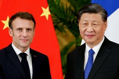 Στην Γαλλία ο Κινέζος πρόεδρος Xi: Ο Macron ελπίζει σε μείωση εμπορικών διαφορών Κίνας - ΕΕ και πιέσεις σε Ρωσία