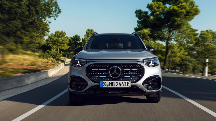 Νέα Mercedes GLB 2026: Νέα εποχή με ηλεκτρικά και mild hybrid συστήματα