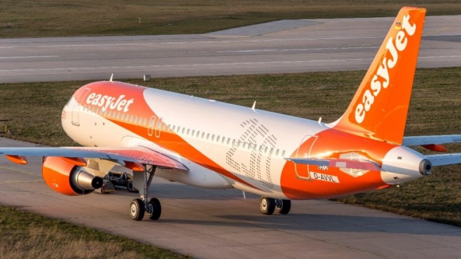 easyJet: Εγκαινιάζει νέες πτήσεις από Νιουκάστλ προς Ρόδο και Κέρκυρα