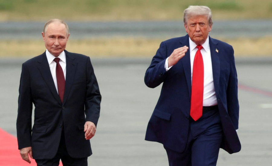 Λευκός Οίκος:  Γελοίες οι κατηγορίες παραβίαση κανόνων ασφαλείας από «διαρροή εγγράφων» στη σύνοδο Trump – Putin στην Αλάσκα