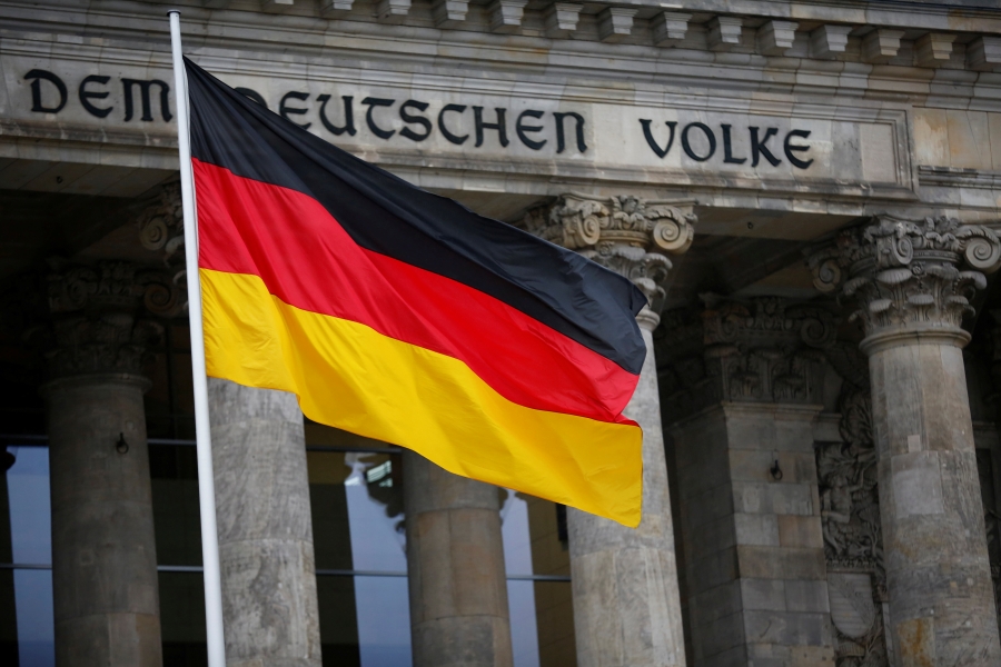Εκλογικό θρίλερ στη Γερμανία – Μειώνει τη διαφορά το CDU – Τα σενάρια για την κυβέρνηση