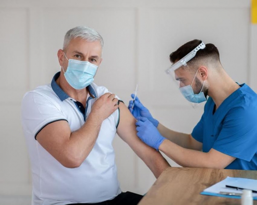 Εμβόλια για COVID-19 και ανδρική γονιμότητα: Τι πραγματικά ισχύει;