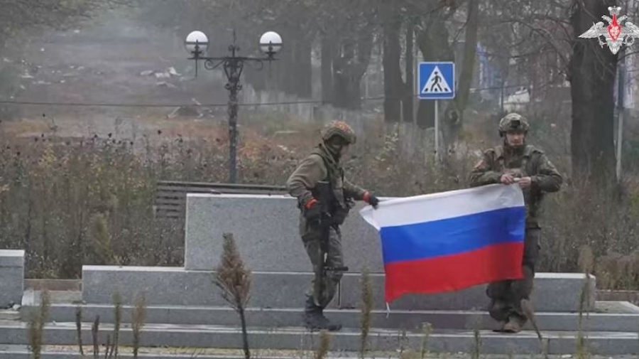 «Οι Ρώσοι απλώς τοποθέτησαν σημαίες» - Για γέλια και για κλάματα η ουκρανική προπαγάνδα